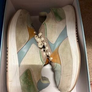 Stylish Multicolor Sneakers